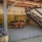 Petit Saint Martin Le Redon