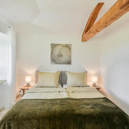 Petit Saint Martin Le Redon *