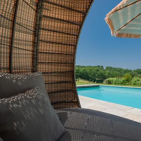 Petit Saint Martin Le Redon