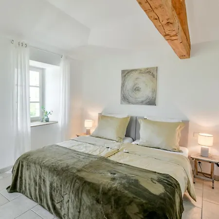 Petit Saint Martin Le Redon 度假居 Soturac