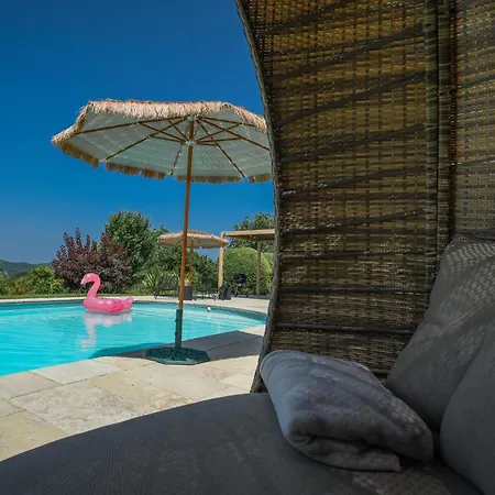 Petit Saint Martin Le Redon 度假居