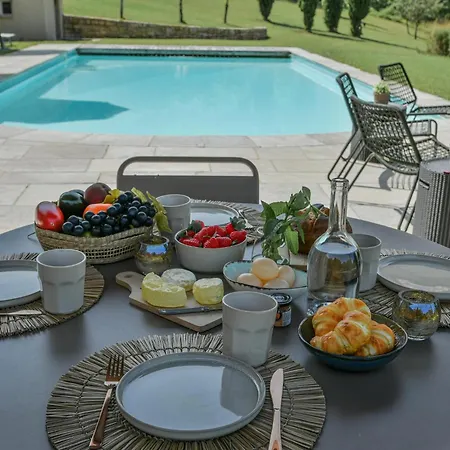 Petit Saint Martin Le Redon 度假居 Soturac