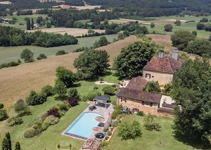 Petit Saint Martin Le Redon Hébergement de vacances *